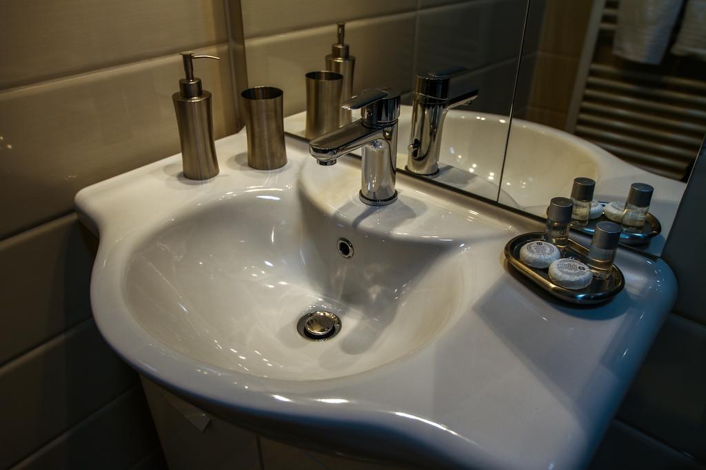 Historical Studio Apartment Sibiu Bagian luar foto