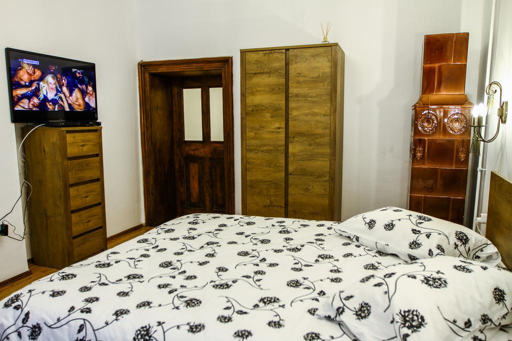 Historical Studio Apartment Sibiu Bagian luar foto