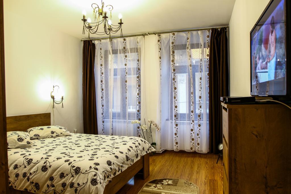 Historical Studio Apartment Sibiu Bagian luar foto